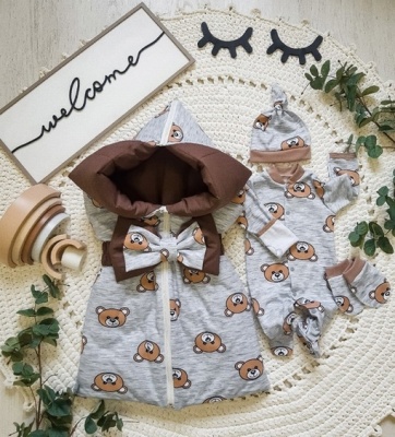 комплект на выписку из роддома